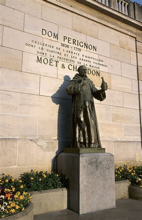 dom perignon statue.